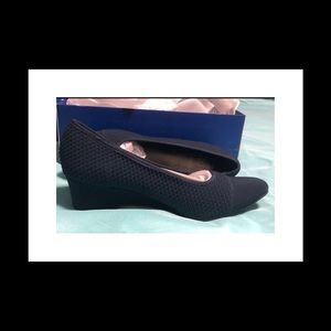 Brand New Impo blue mesh kitten heels